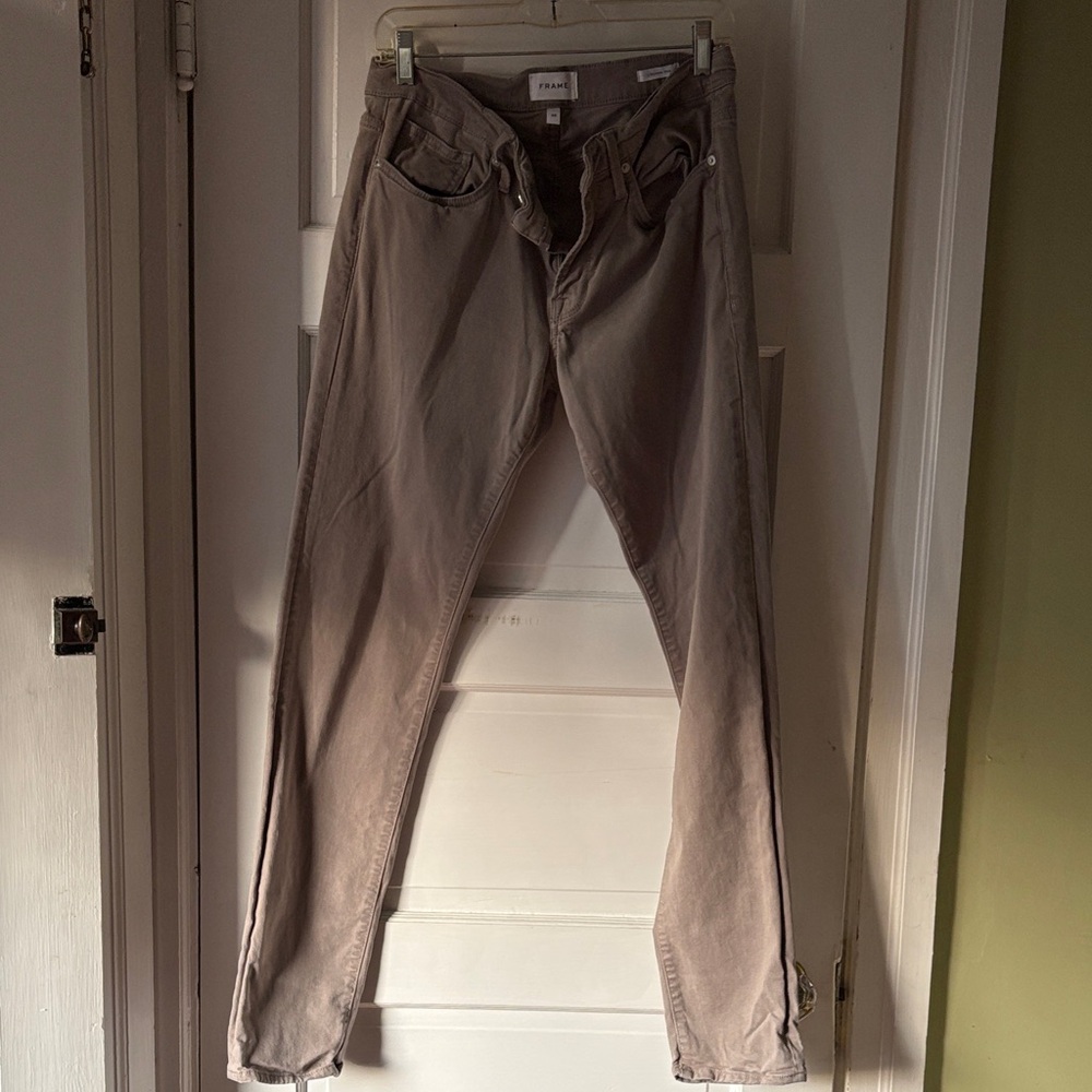 Frame Denim Men’s Slim Straight Jeans in Taupe